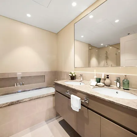 Burj Khalifa Bliss I 4 Bedroom Apartments I Burj Khalifa & Fountain Views I Free Gym, Pool, Parking, Wi-Fi And Ps5 I By Skyline Serenity Dubai Exterior photo